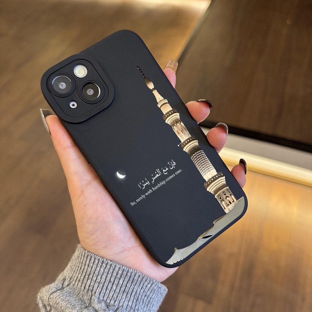블랙 폰 케이스, 모스크 타워와 아랍어 라벨 디자인,  - Apple Iphone 15 Pro Max 리뷰 및 가격